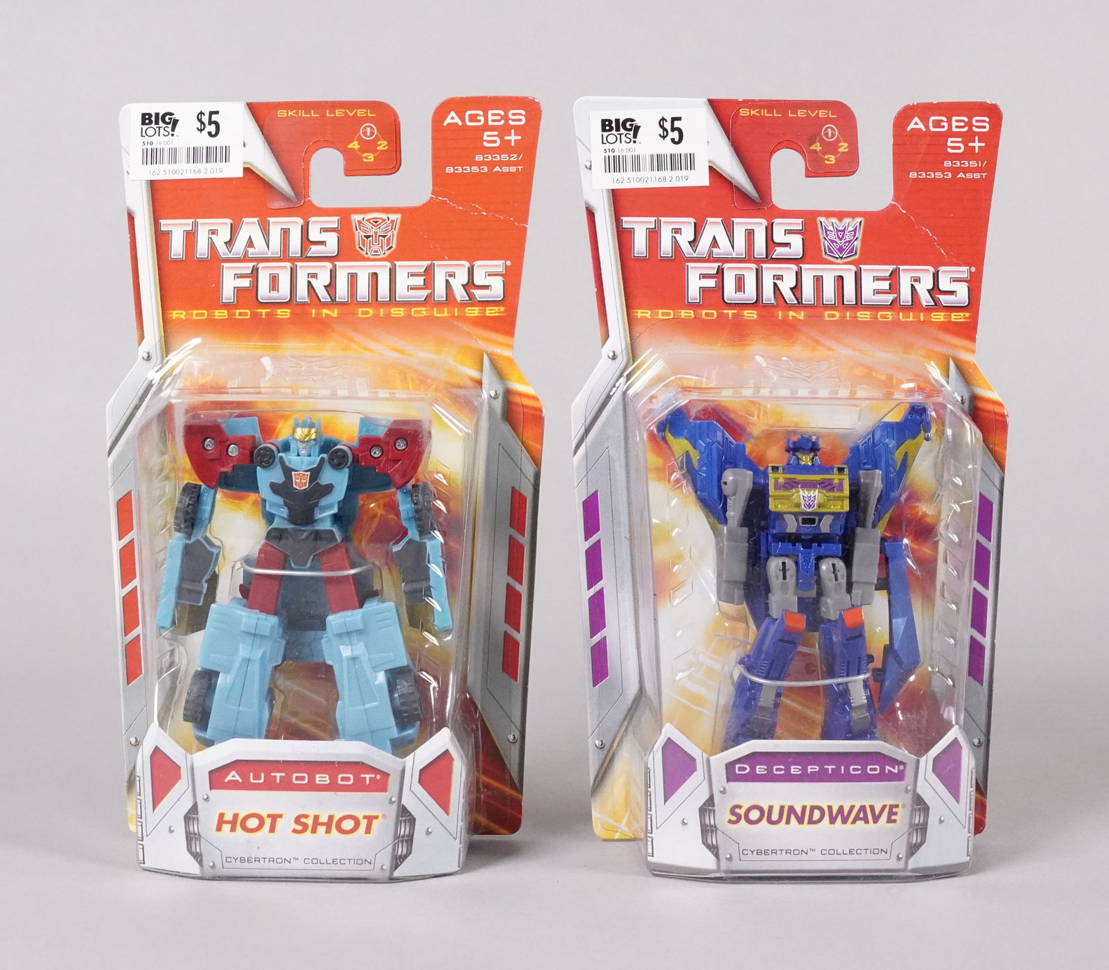Lots Transformers action figure in box - 2