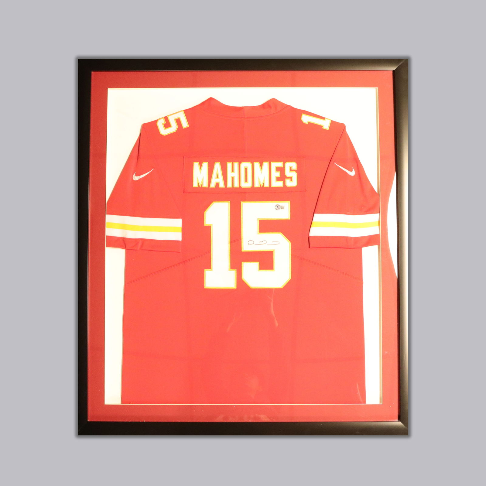 Patrick Mahomes Beckett signed jersey (1 of 8)
