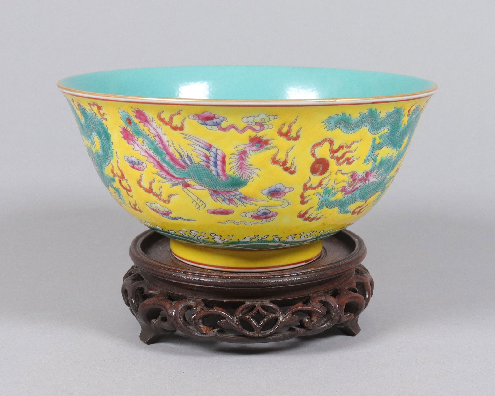 Chinese famille rose fine bowl: Chinese famille rose fine bowl. H: 3.1" x W: 6.5."