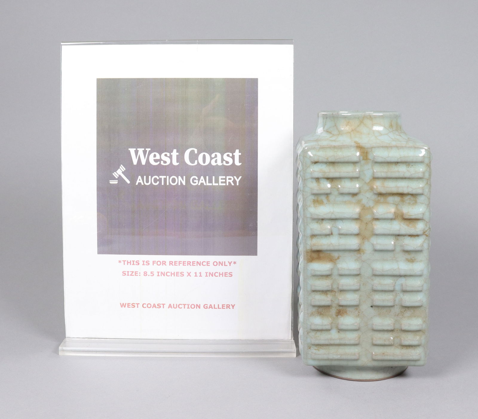 Chinese fine square vase - 2