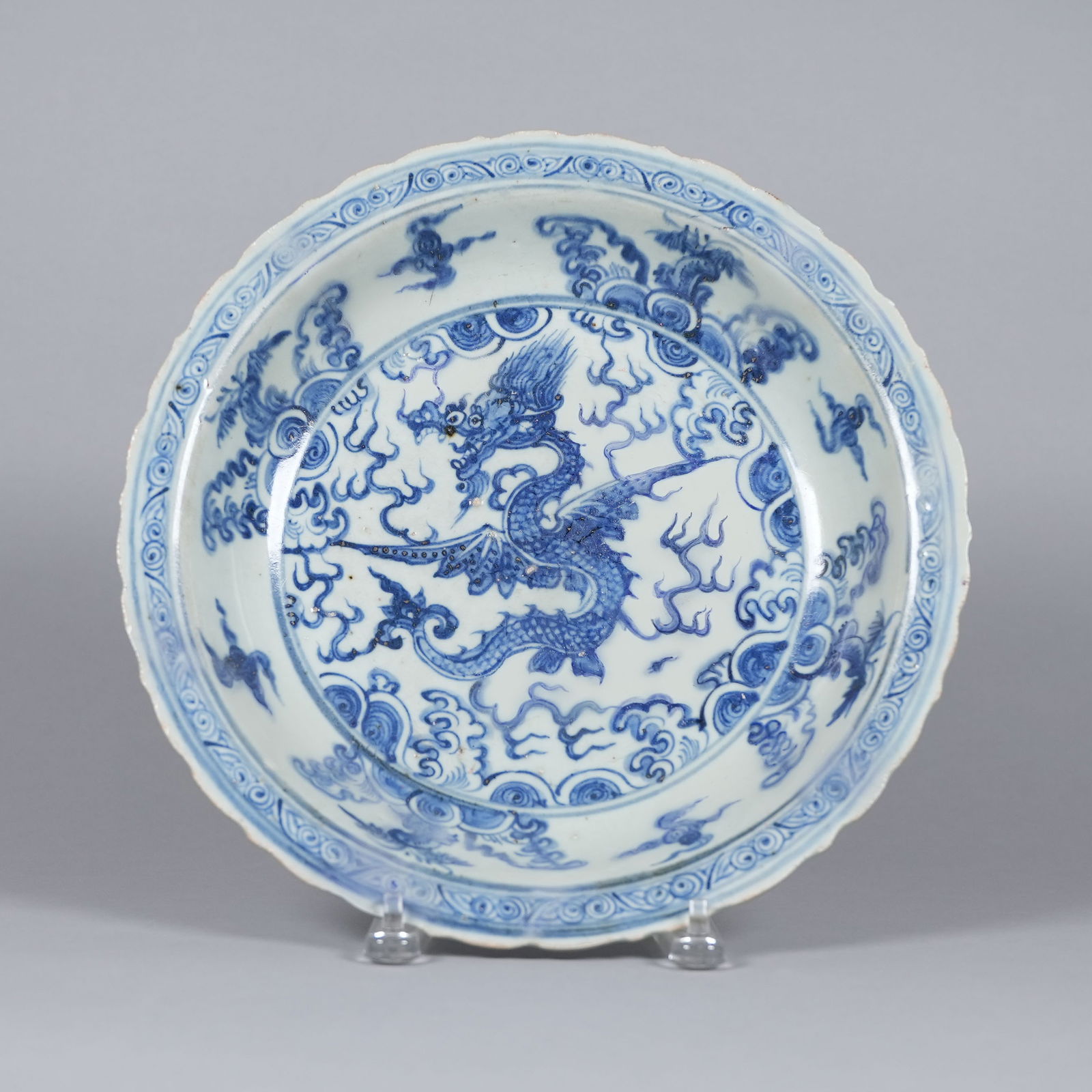 Chinese important Ming dynasty dragon plate (1 of 7)