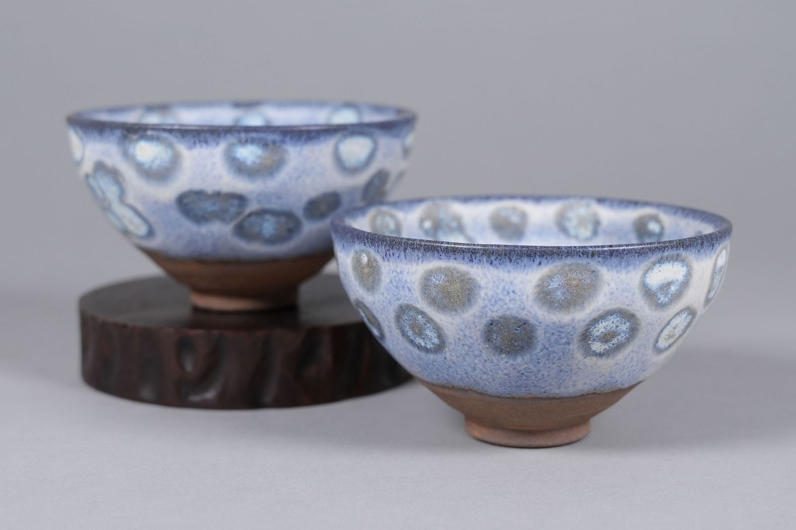 Lots Chinese tea bowls (1 of 7)