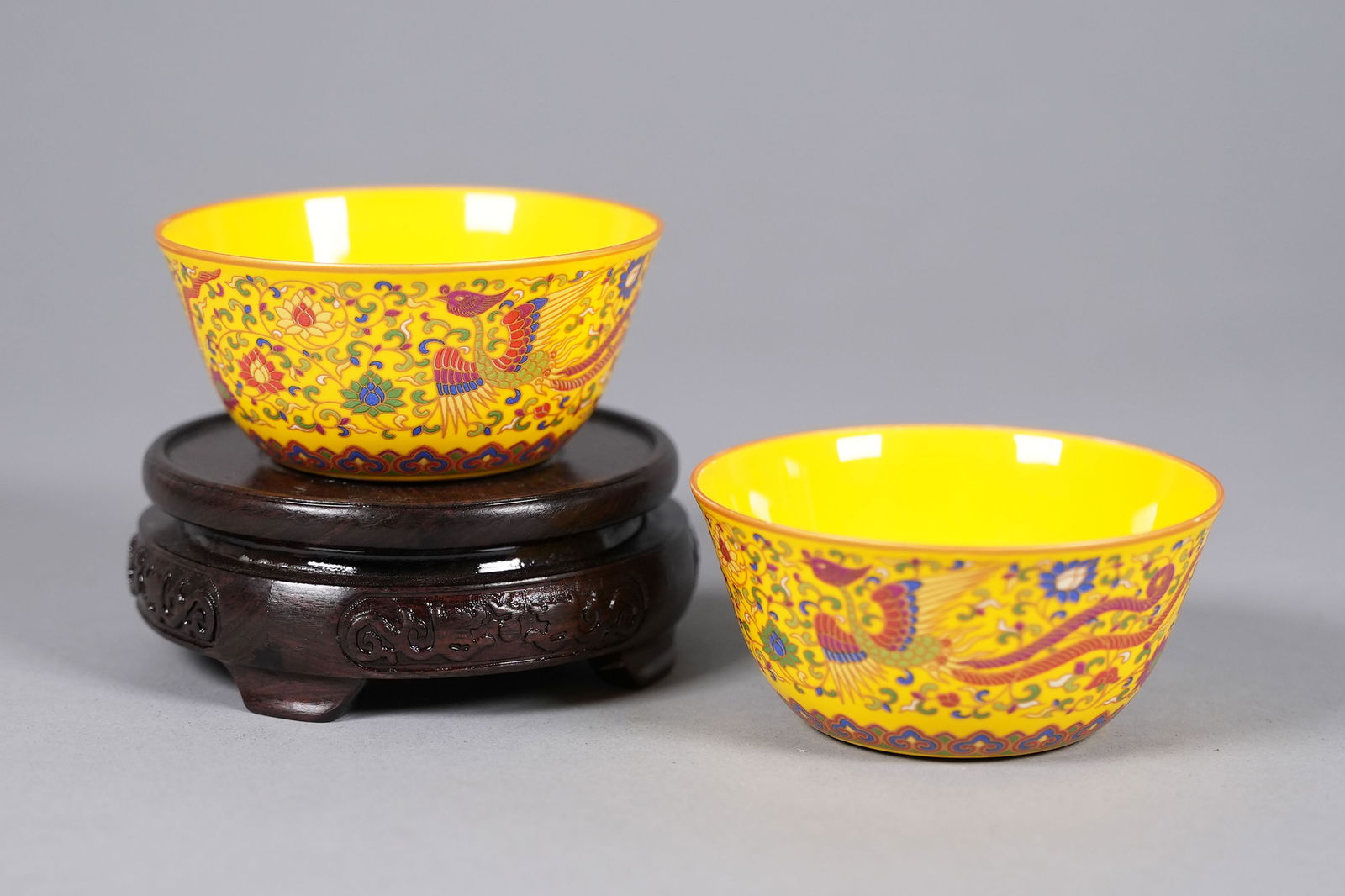 Lots Chinese yellow cups (1 of 6)