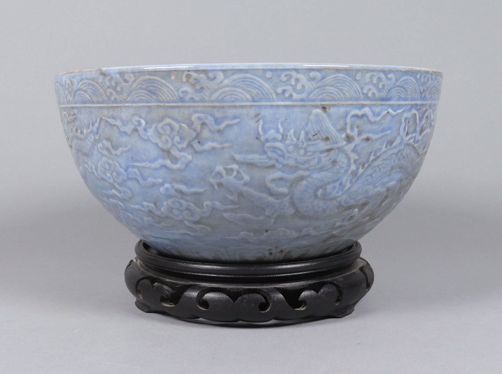 Chinese large heavy bowl (1 of 6)