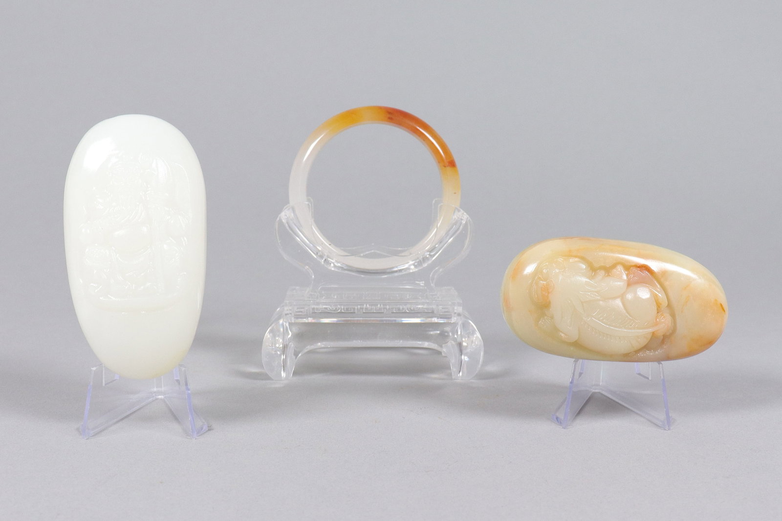 Lots Chinese fine carvings (1 of 8)