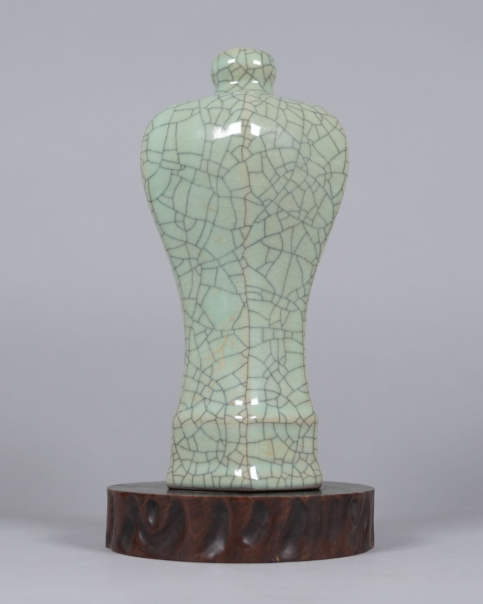 Chinese green crackled vase (1 of 7)