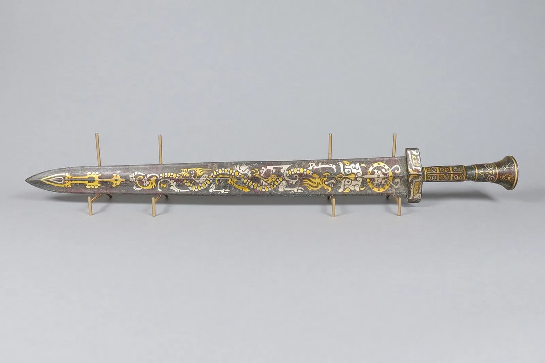 Chinese fine bronze gilted sword (1 of 6)