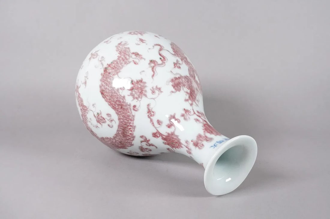 Chinese copper red vase - 3