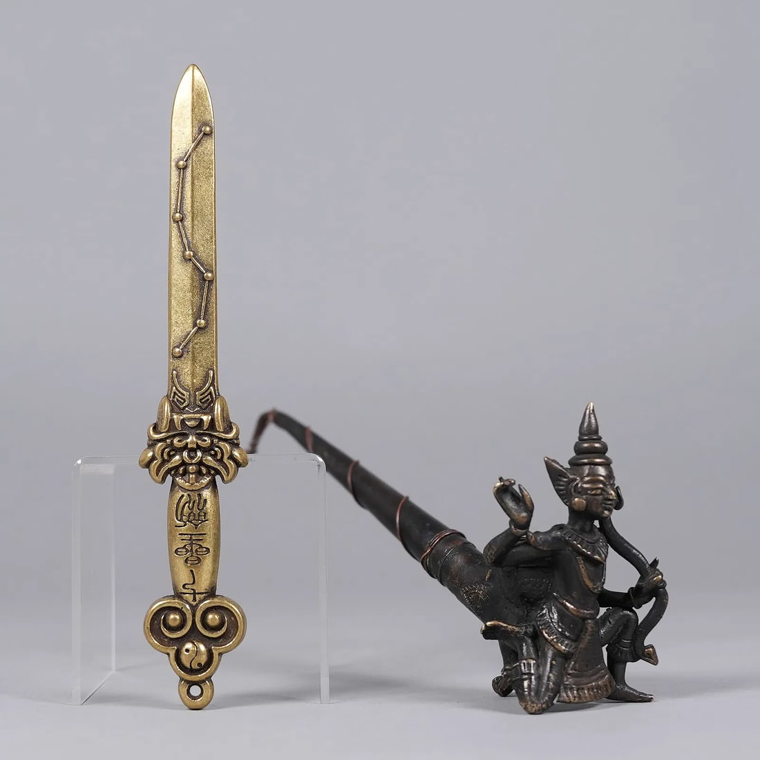 Lots Asian items: Lots Asian items.