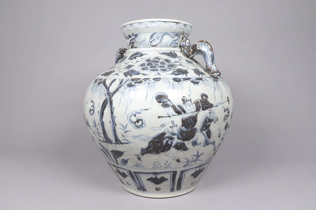 Chinese large b/w handled vase - 3