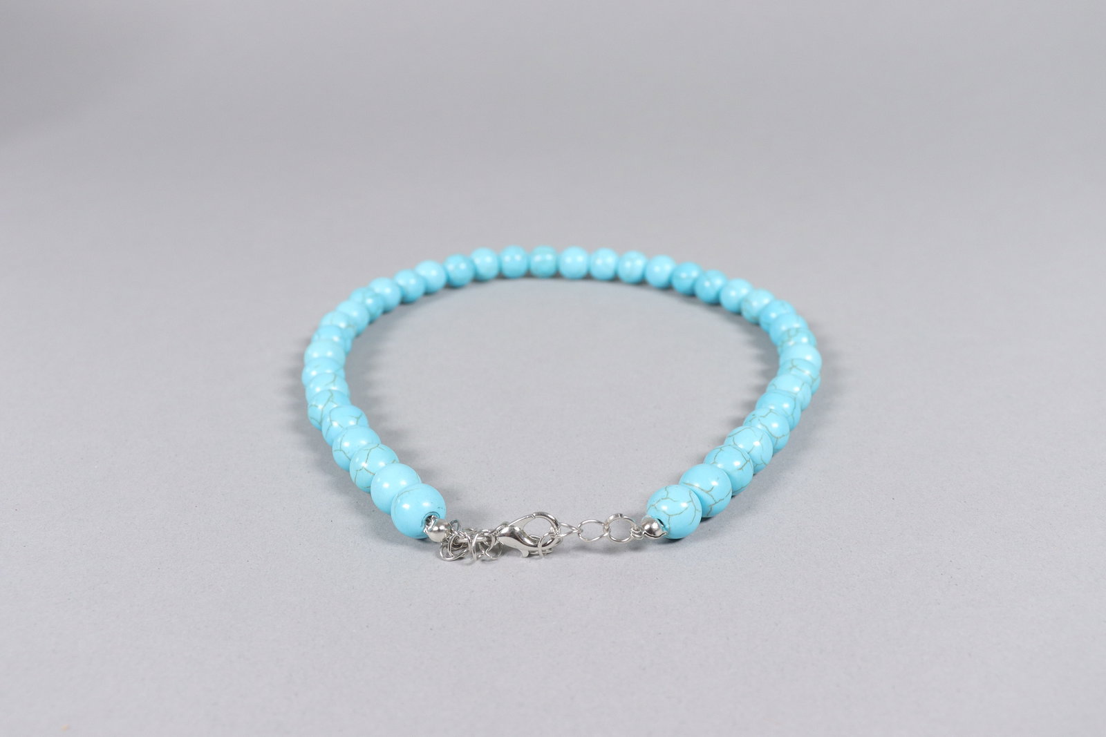 Lots turquoise items in box - 6