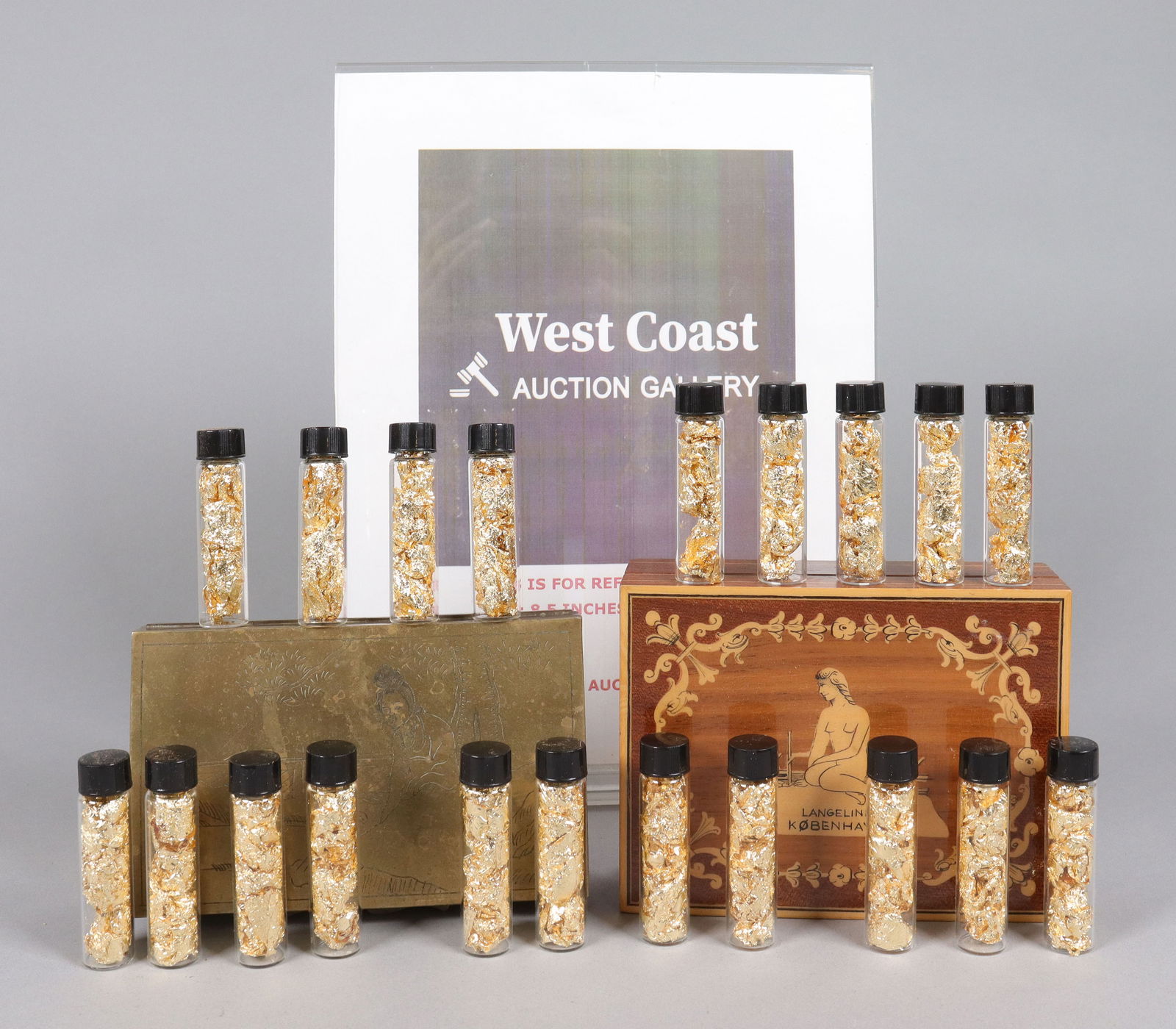 Lots gold flakes ungraded - 2