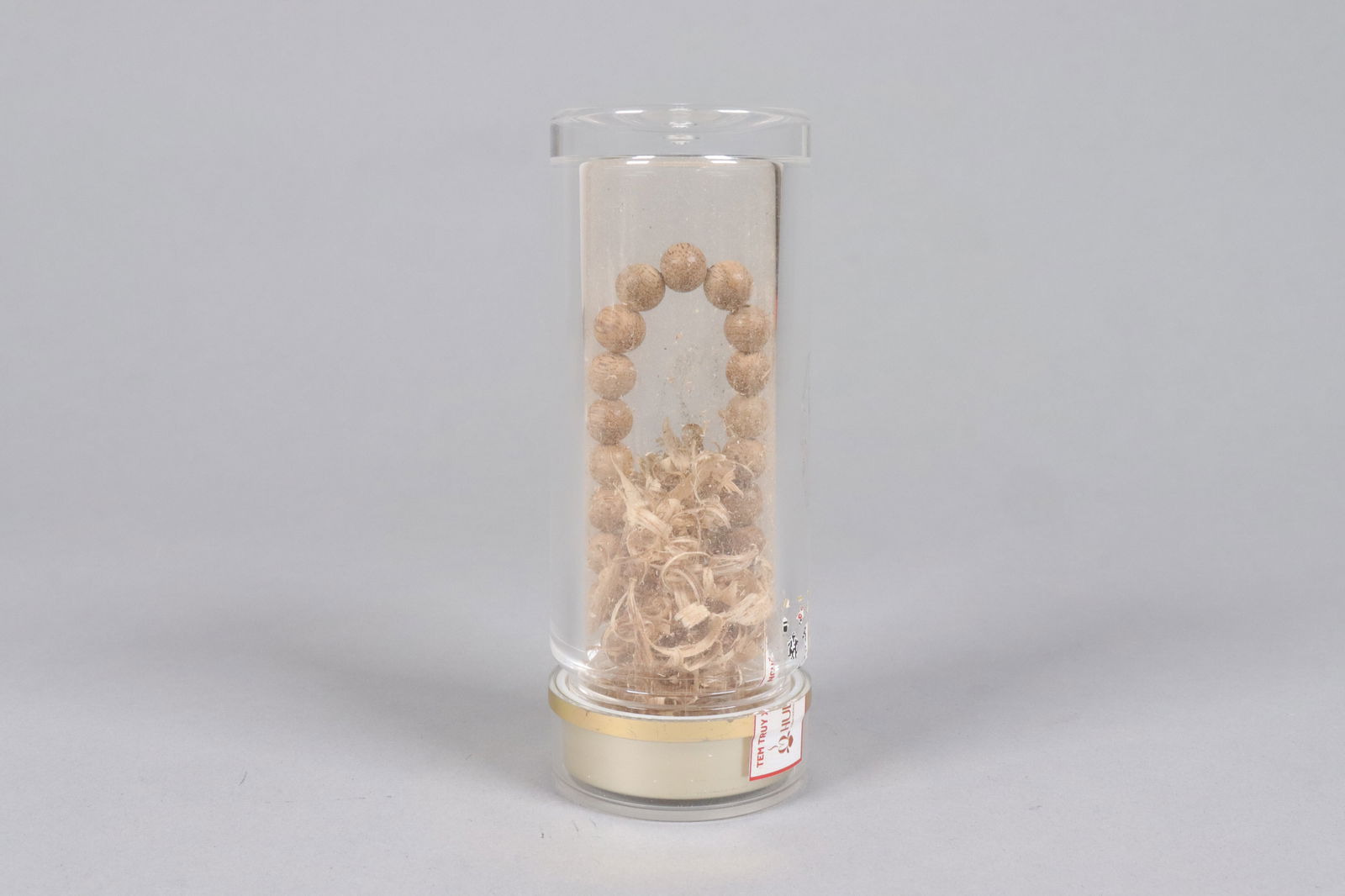 Lots scented wood items - 3