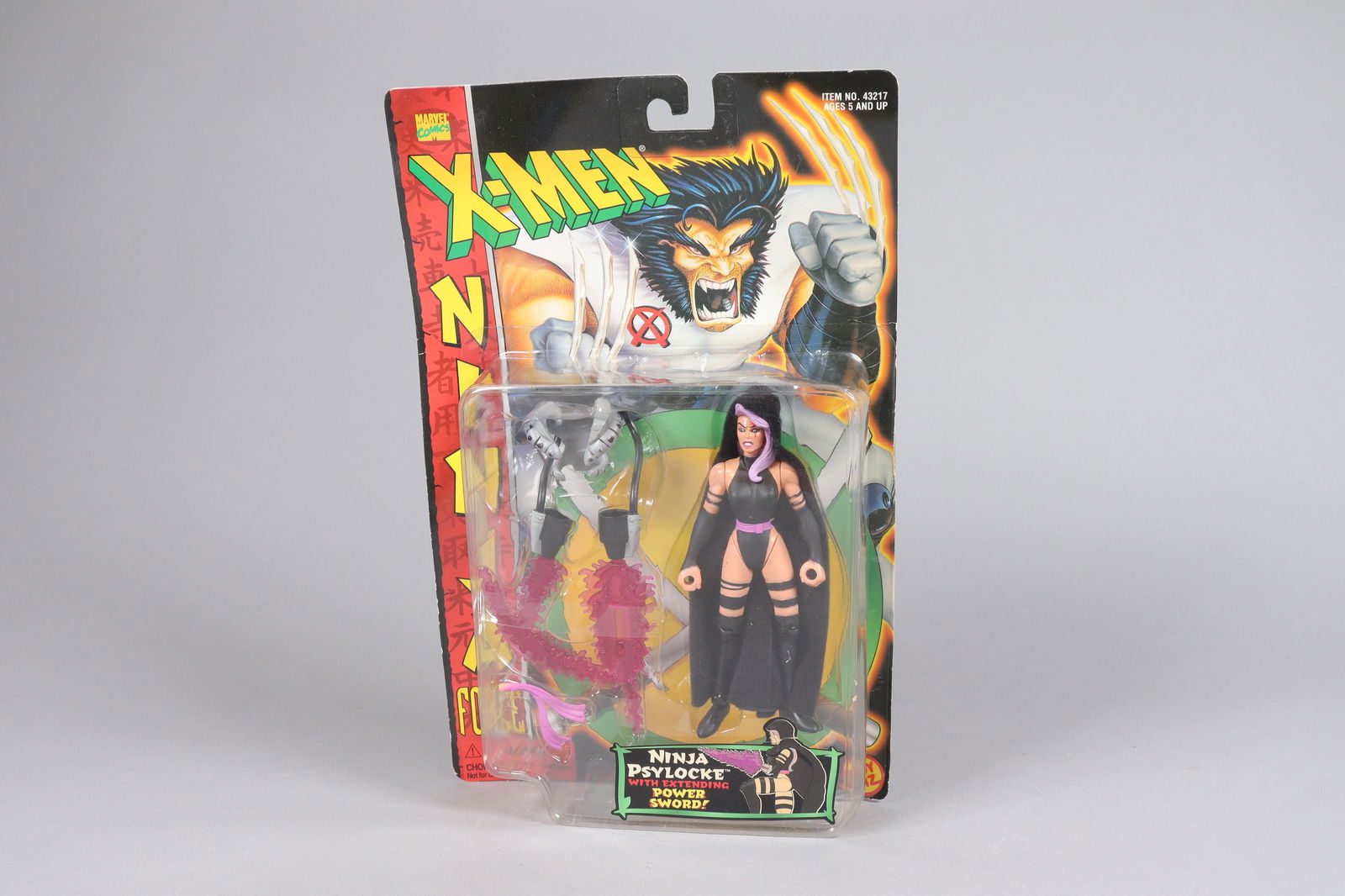 Lots action figures in box - 5