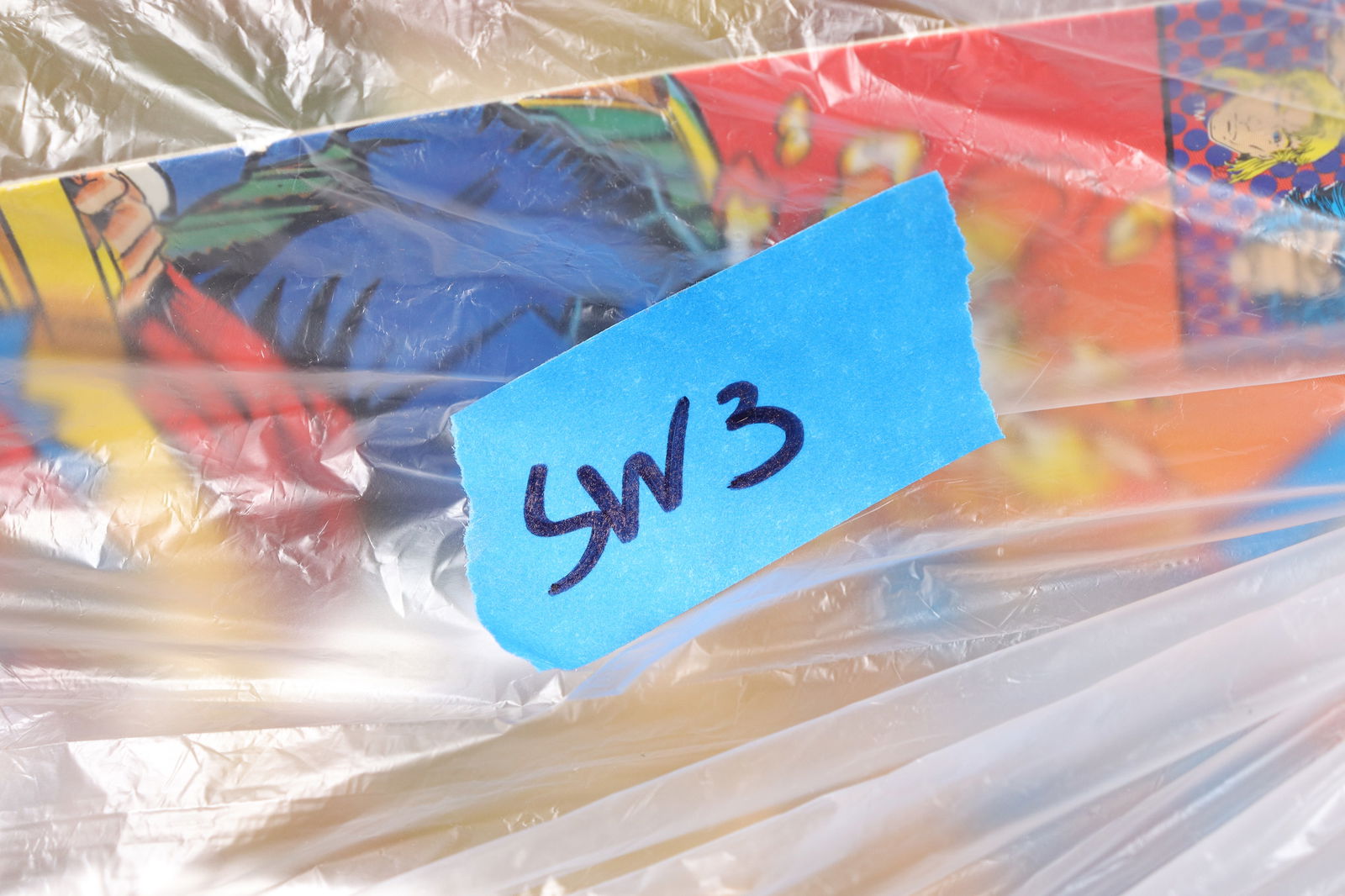 Lots action figures in box - 7