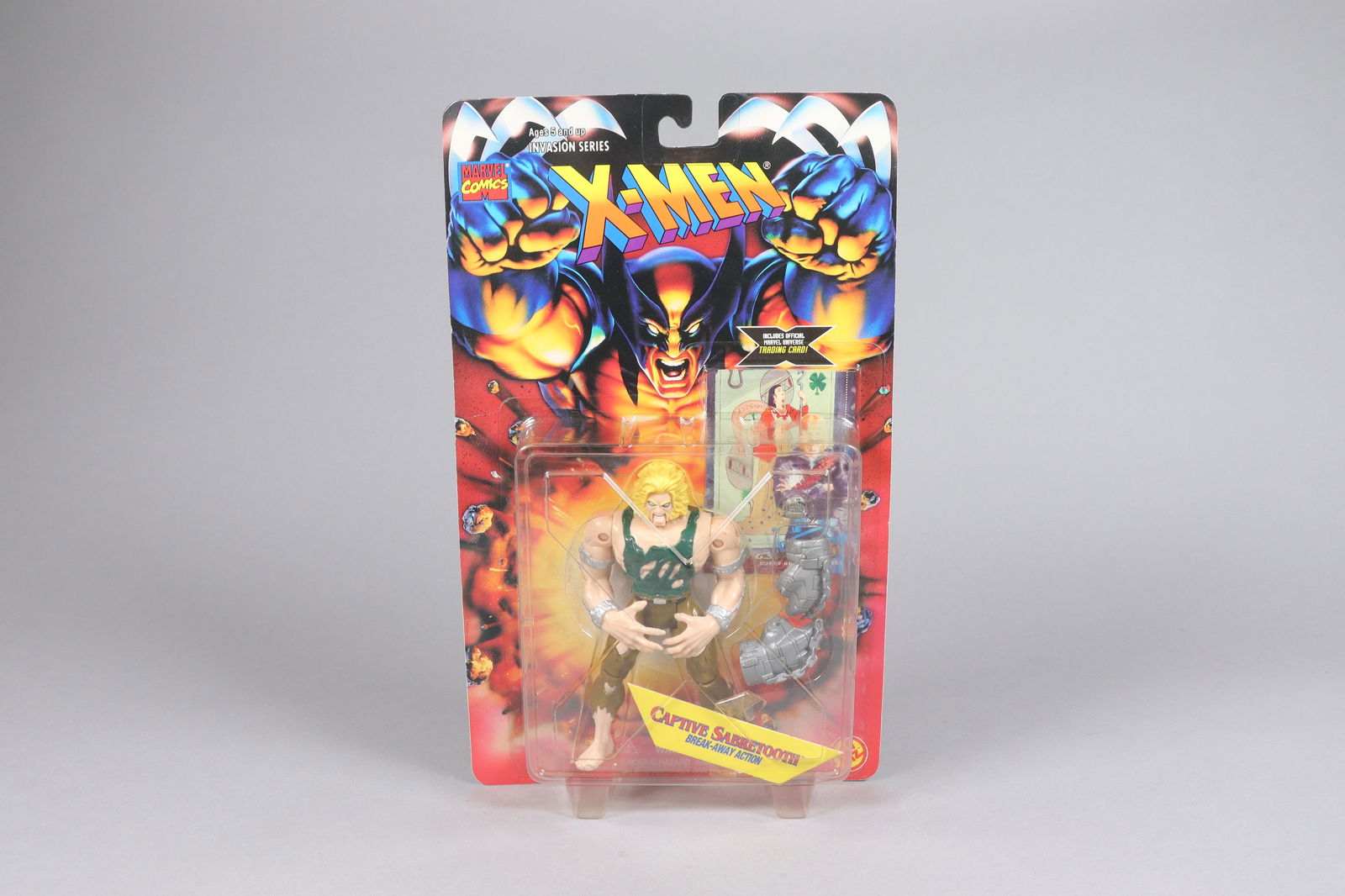 Lots action figures in box - 6