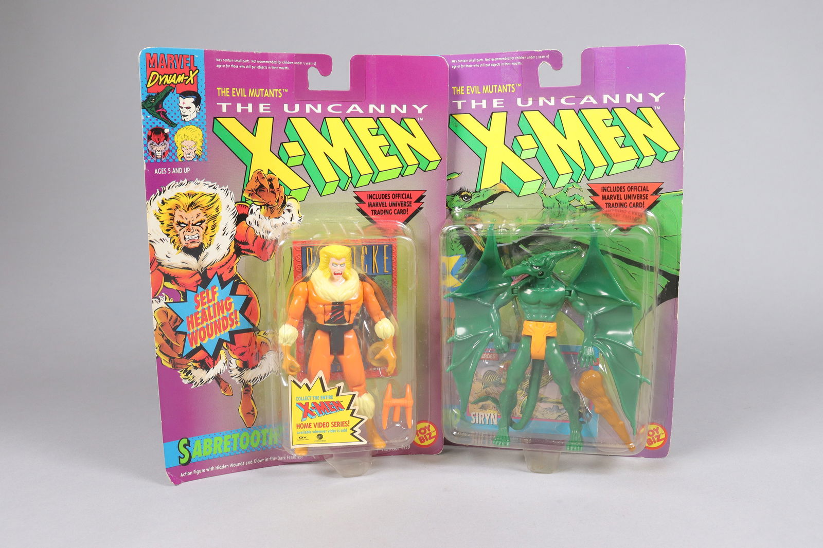 Lots action figures in box - 4