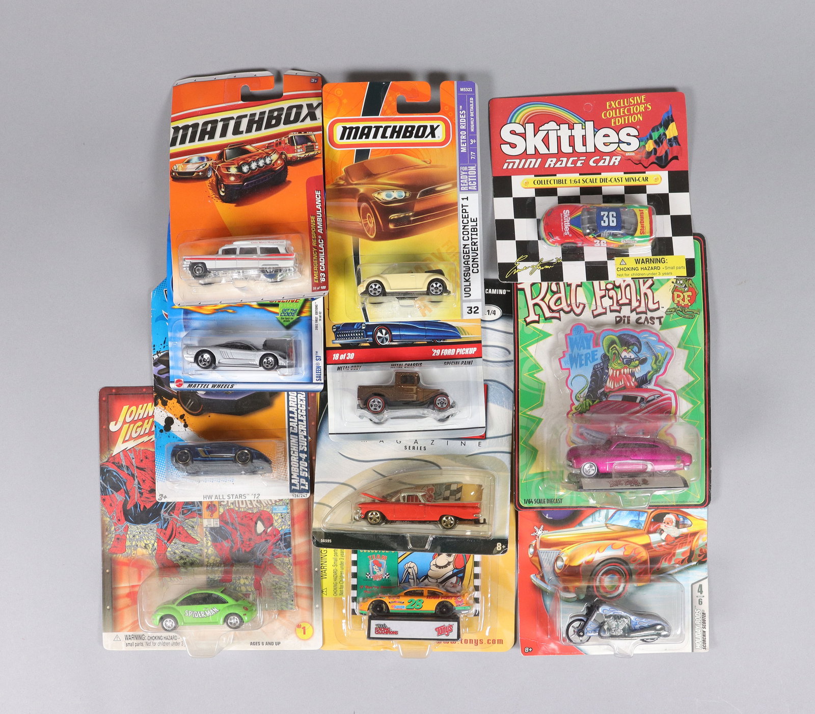 Lots vintage car toys in package: Lots vintage car toys in original package.