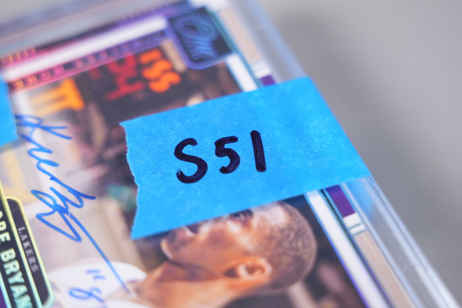 Lots Kobe Bryant cards PSA - 8