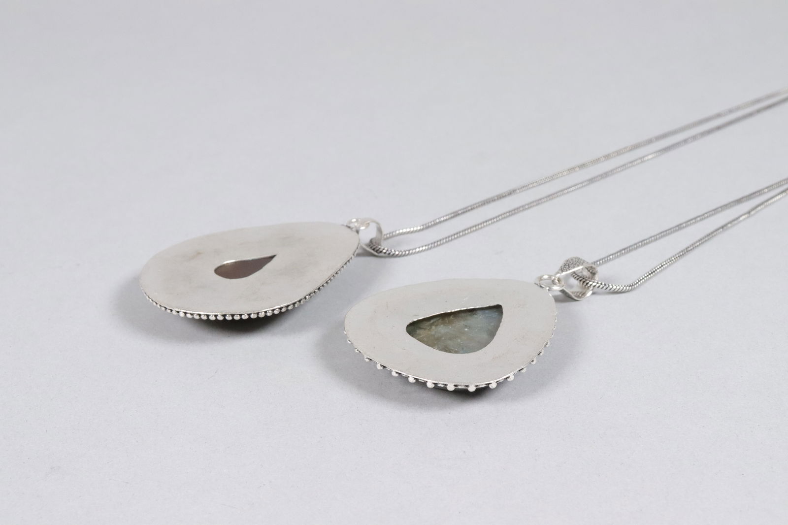 Lots stone carved necklace - 5