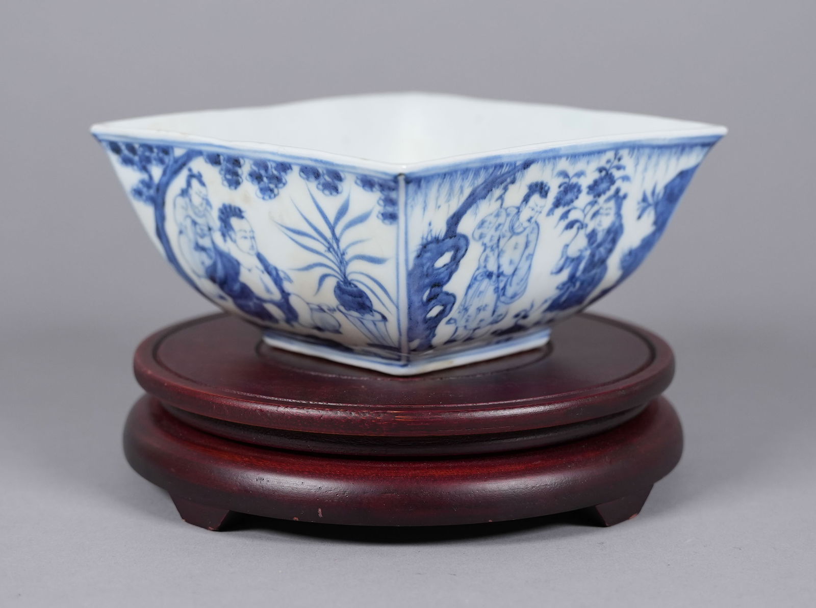 Chinese fine square bowl (1 of 7)