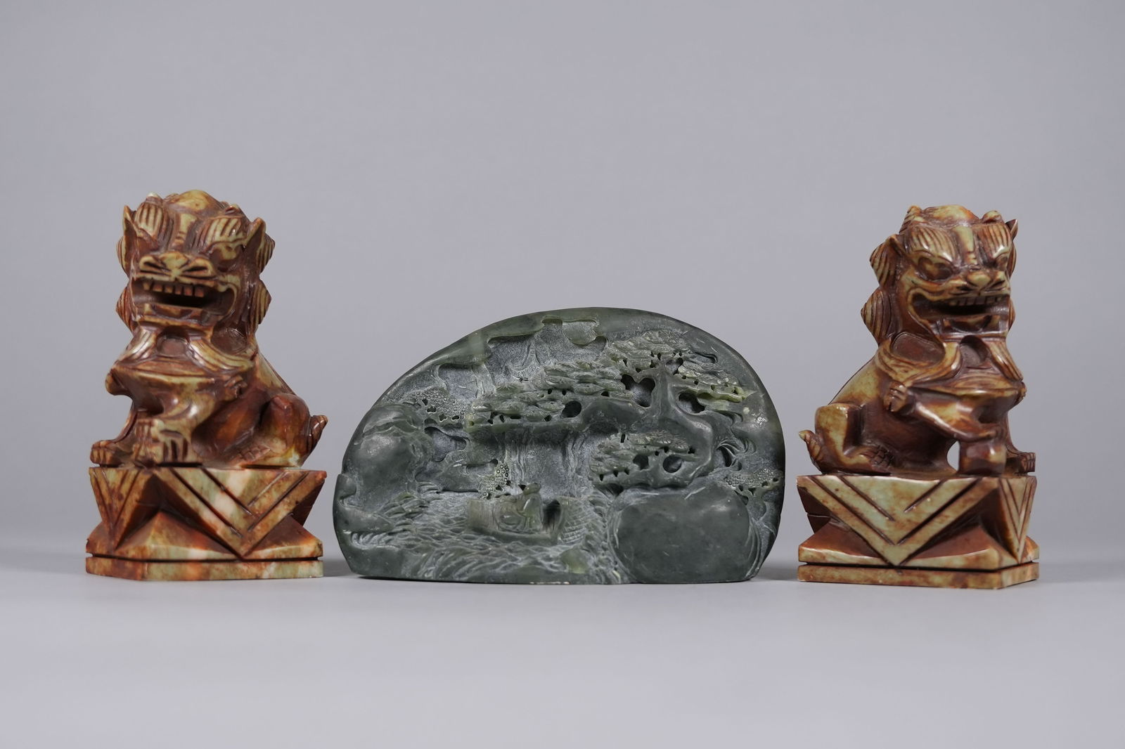 Lots Chinese fine carvings (1 of 7)