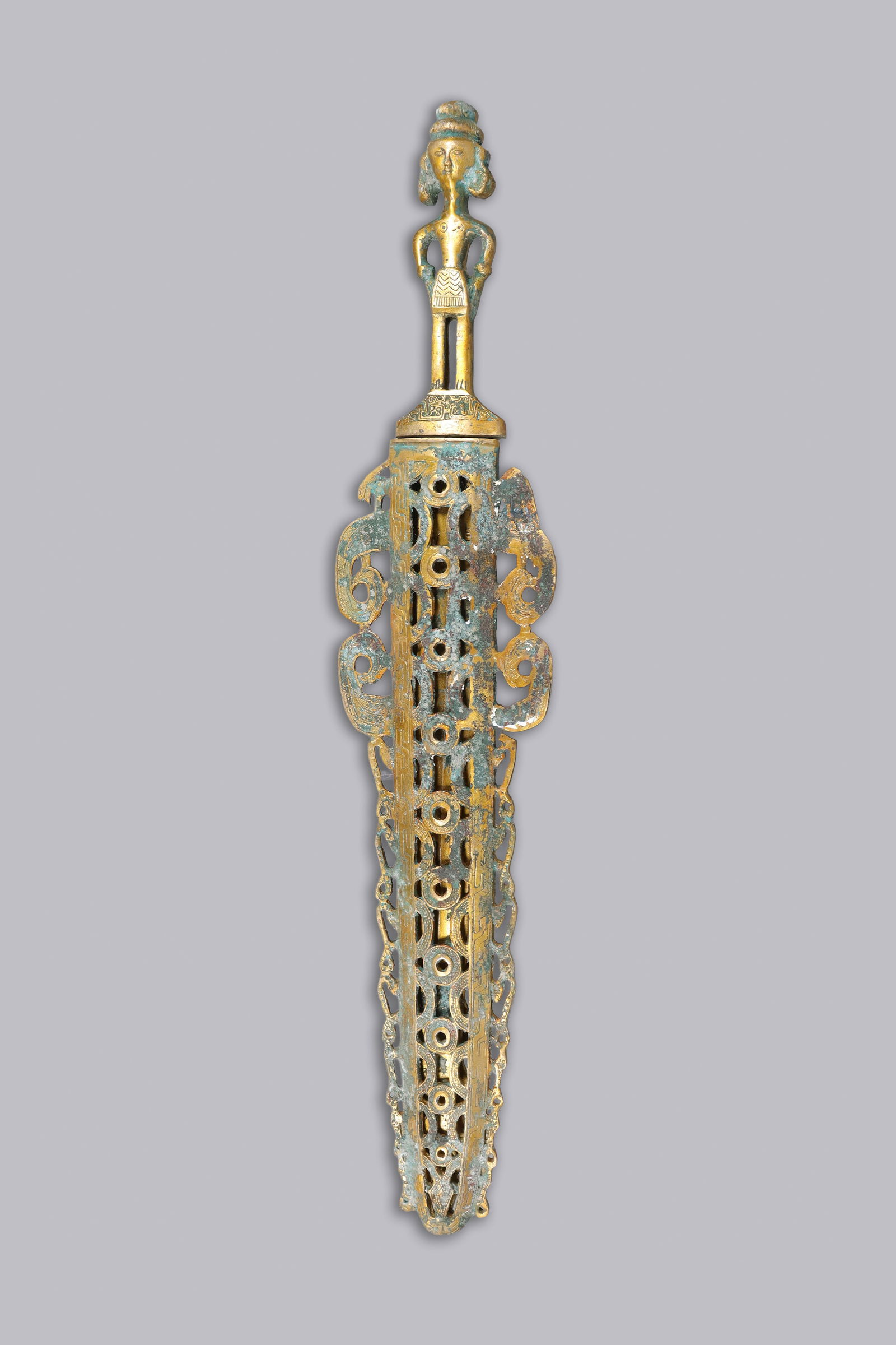 Chinese bronze gilted heavy sword (1 of 7)