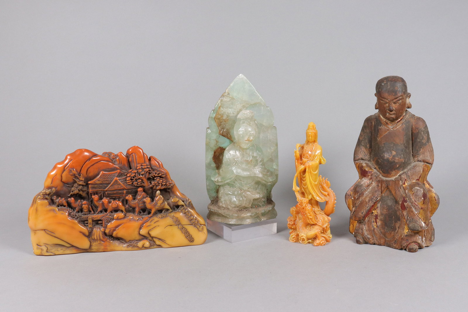 Lots Chinese fine carvings (1 of 8)