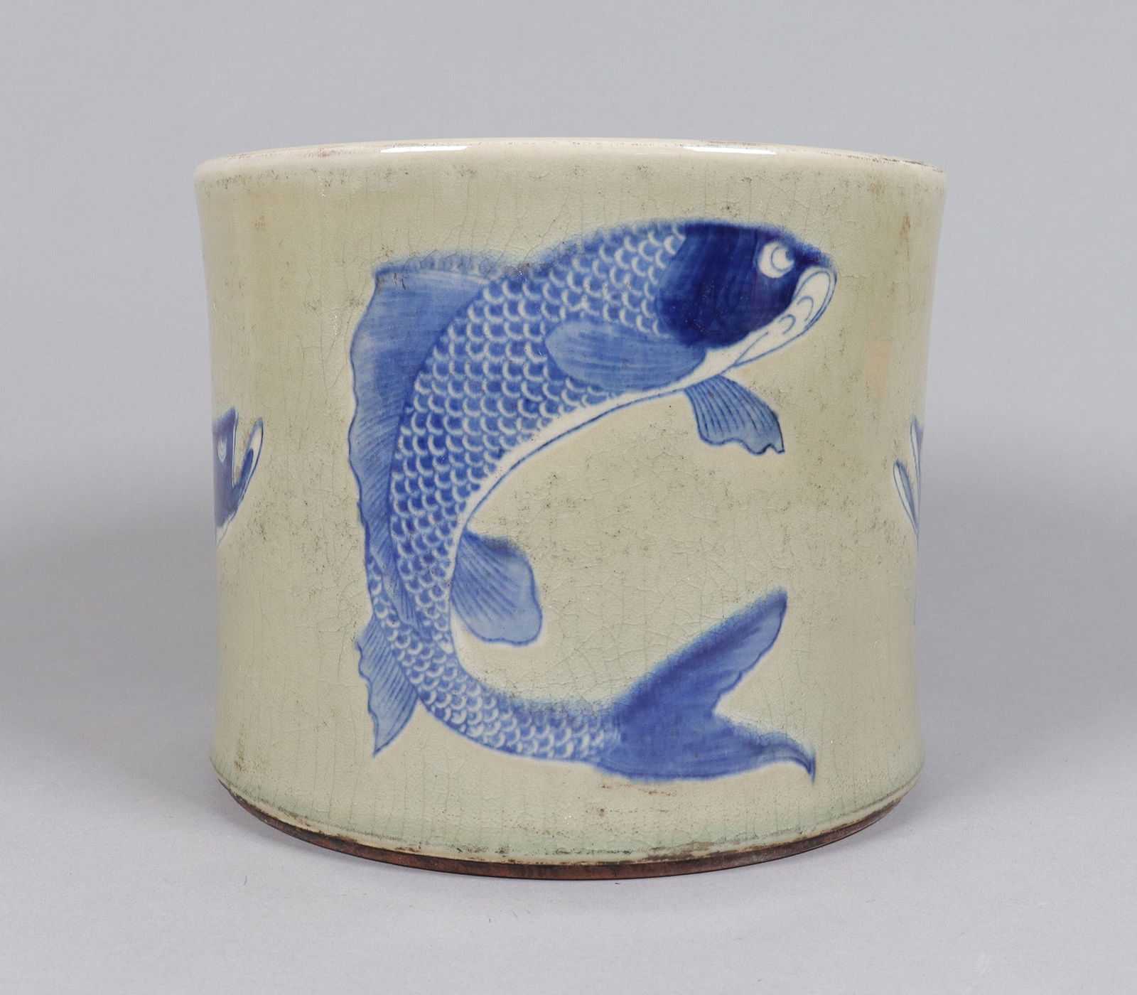 Chinese fine brush pot (1 of 6)