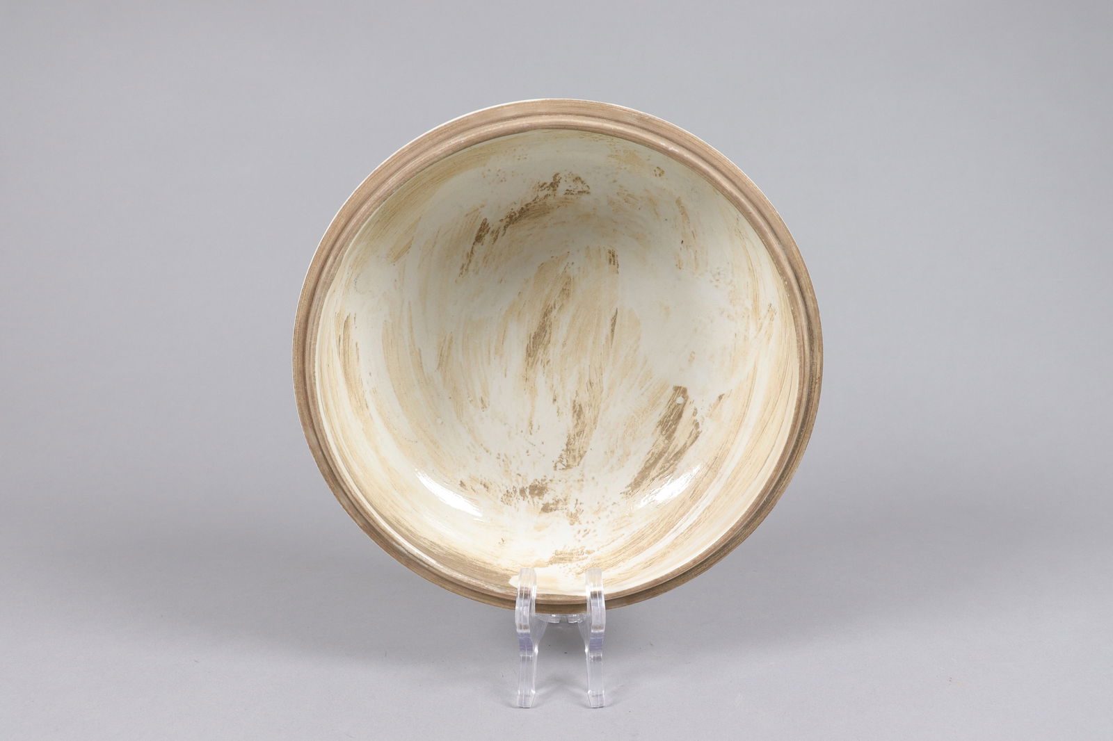 Chinese fine round lidded box - 5