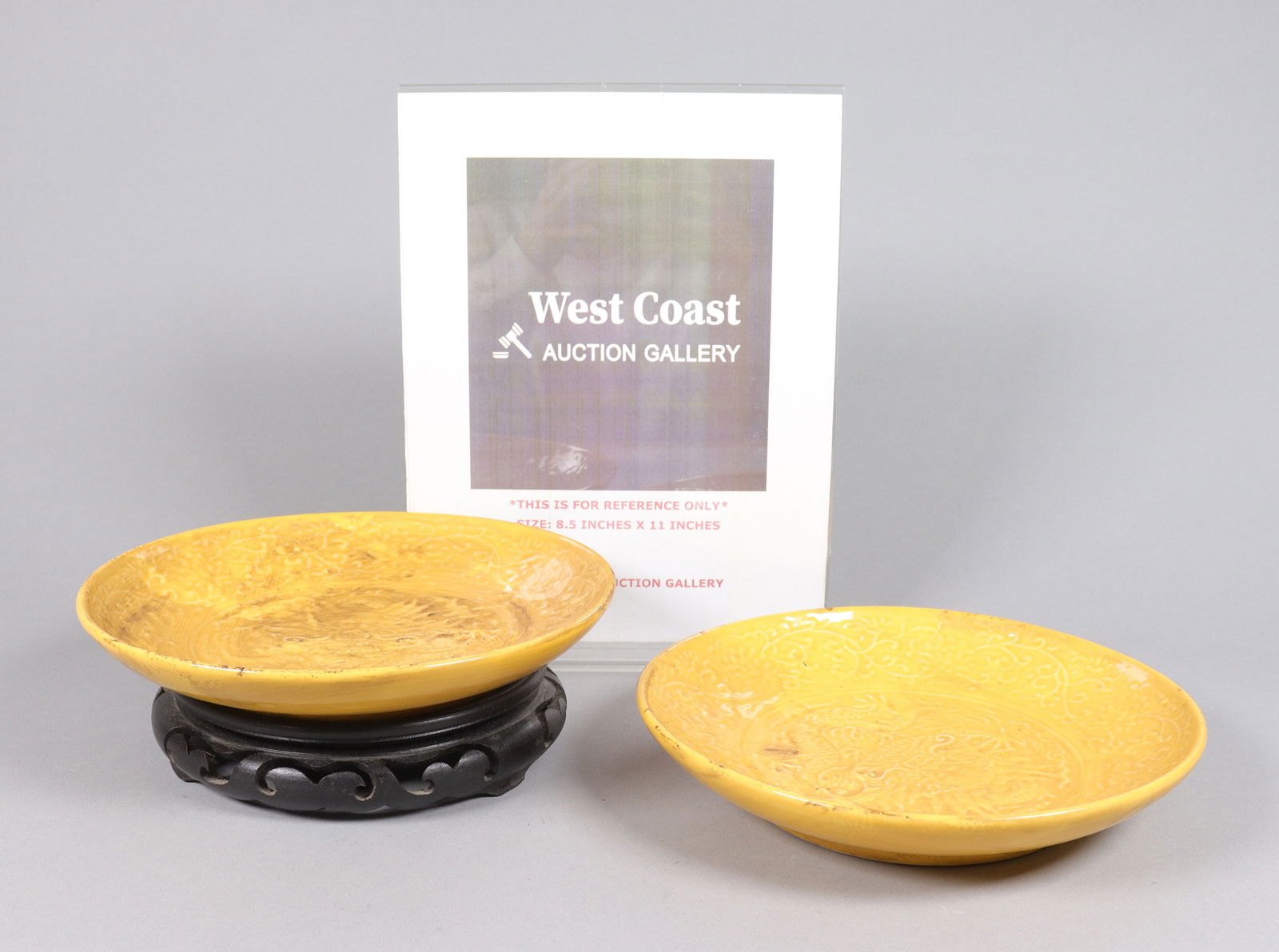 2 Chinese yellow plates - 2
