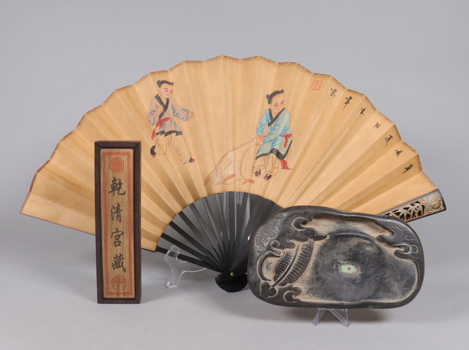 Lots Chinese fine items: Lots Chinese fine carved items.