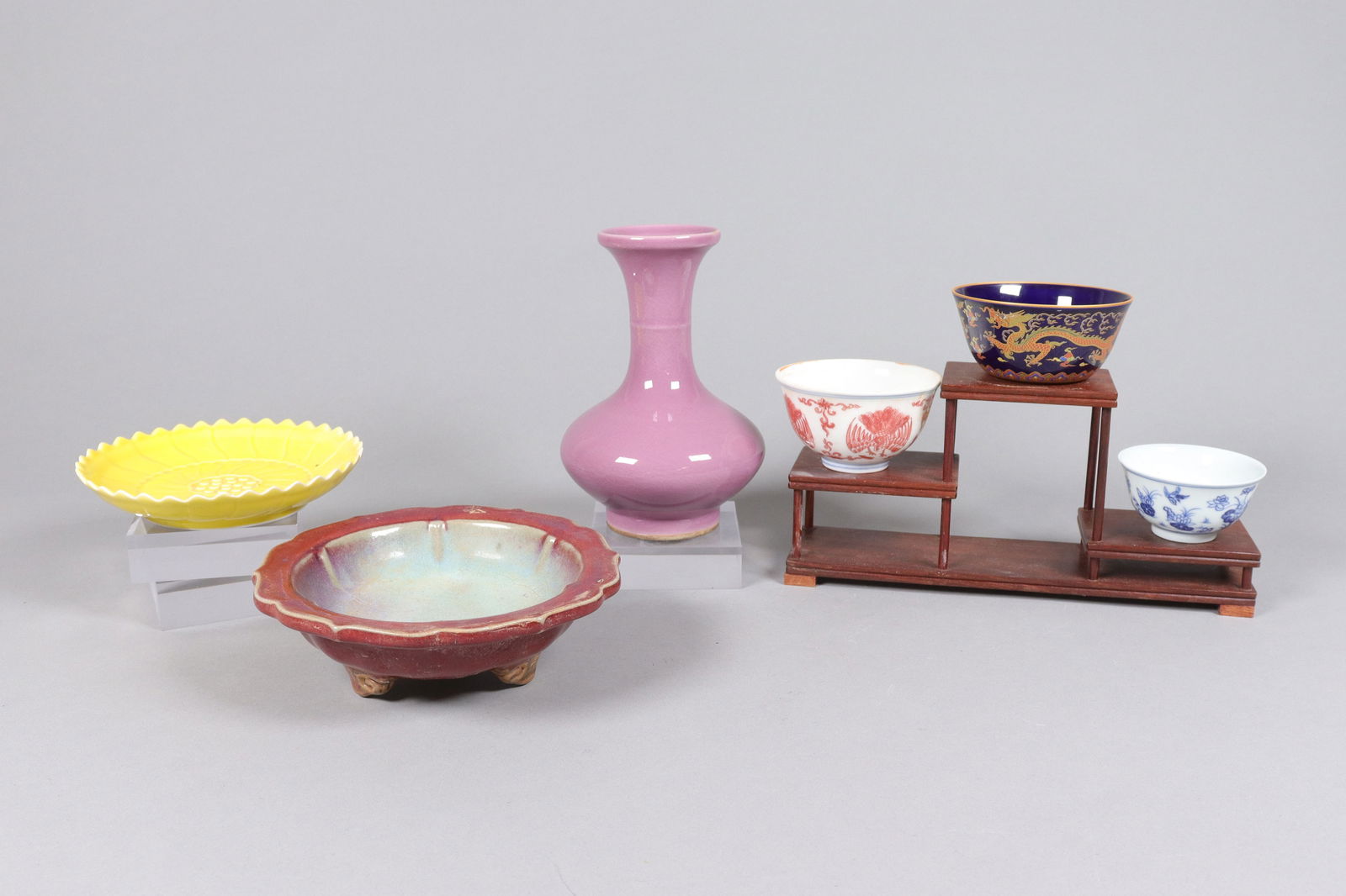 Lots Chinese fine porcelains: Lots Chinese fine porcelains/