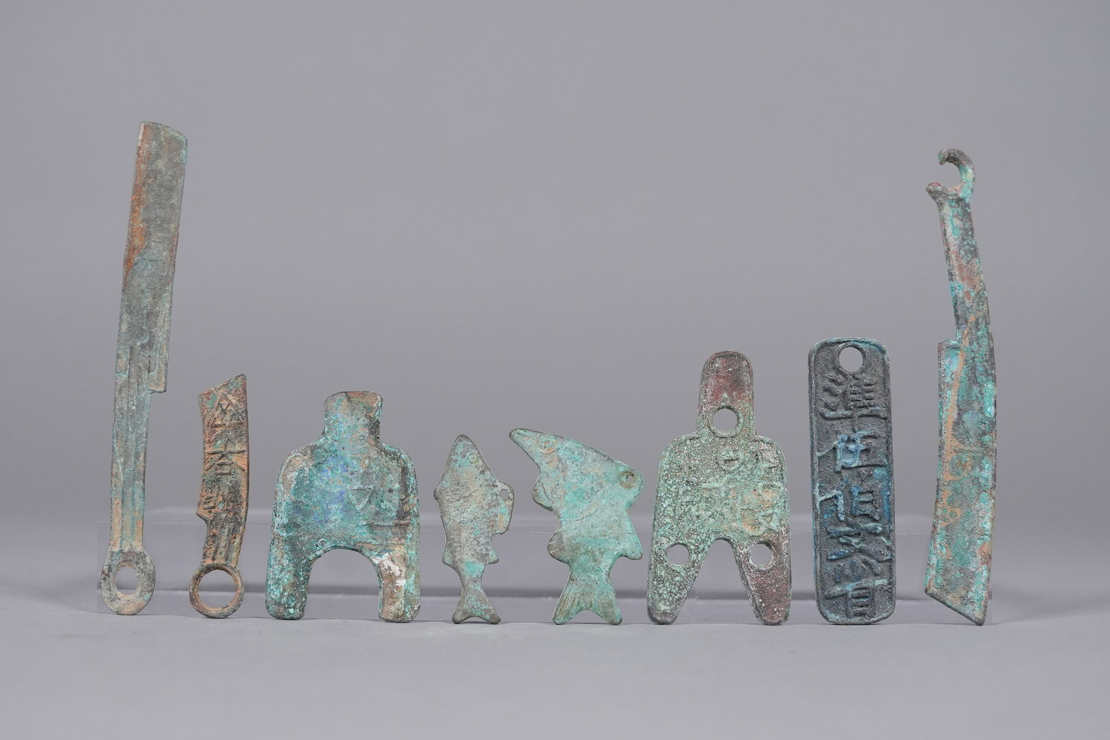 Lots Chinese bronze items (1 of 6)