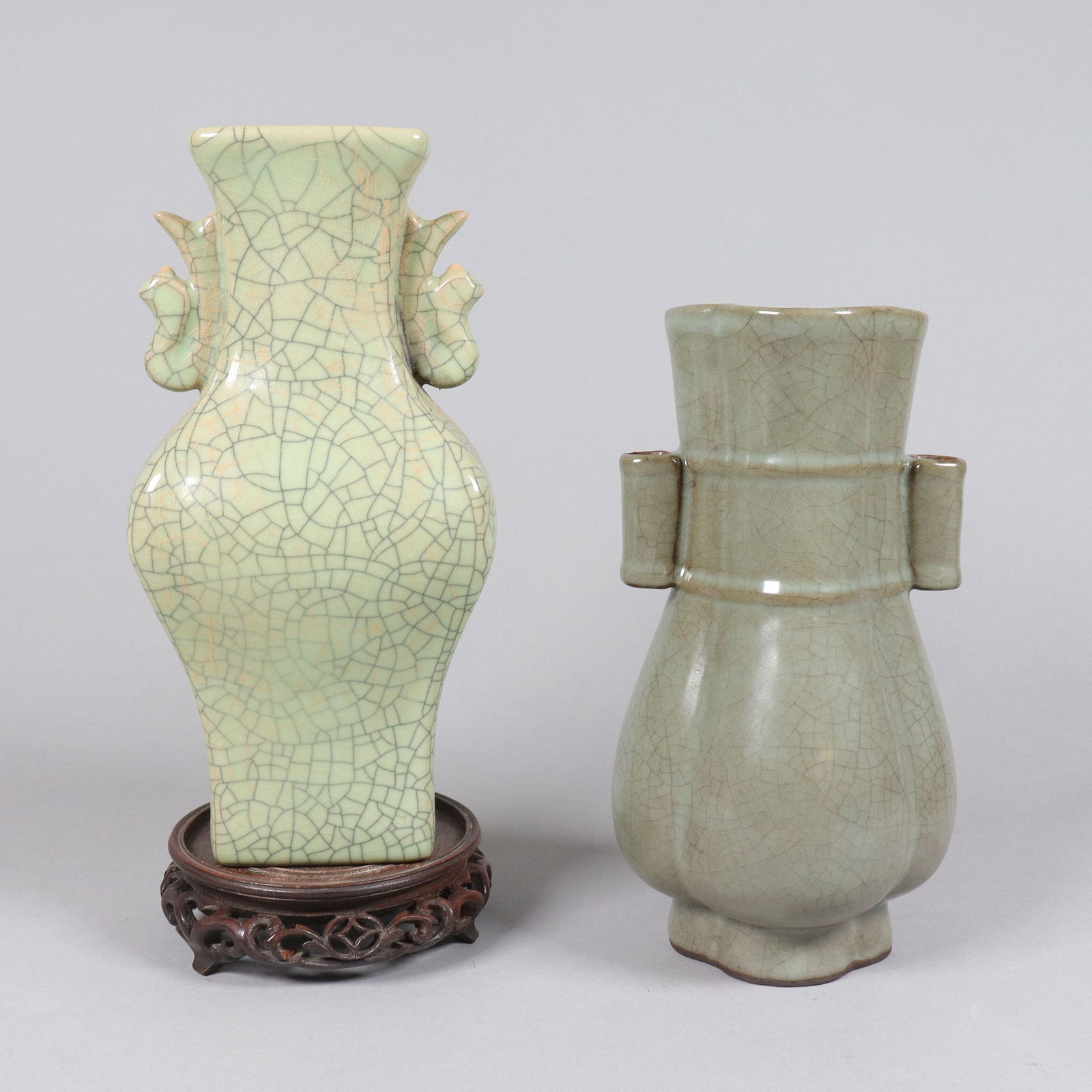 2 Chinese crackled vase (1 of 7)
