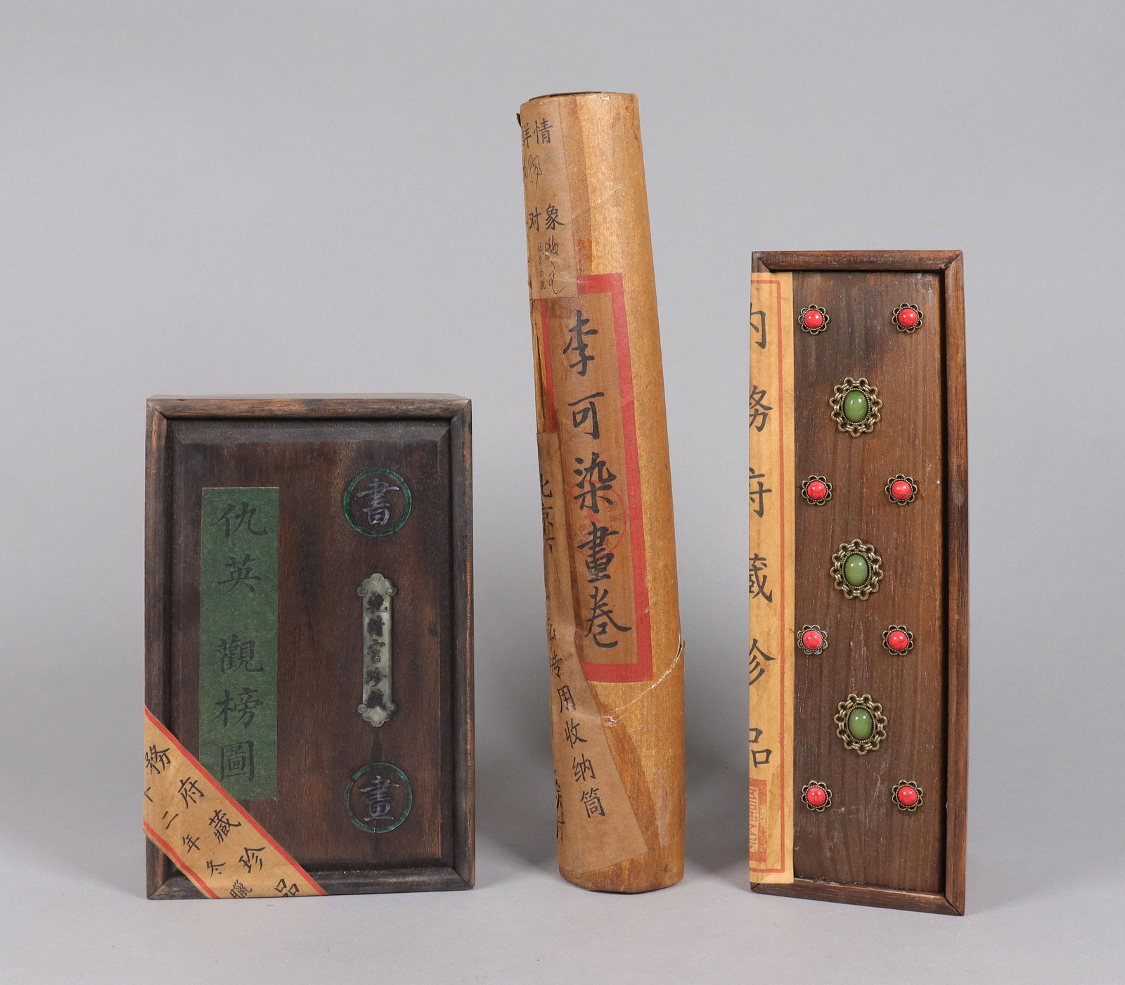 Lots Chinese art items (1 of 6)