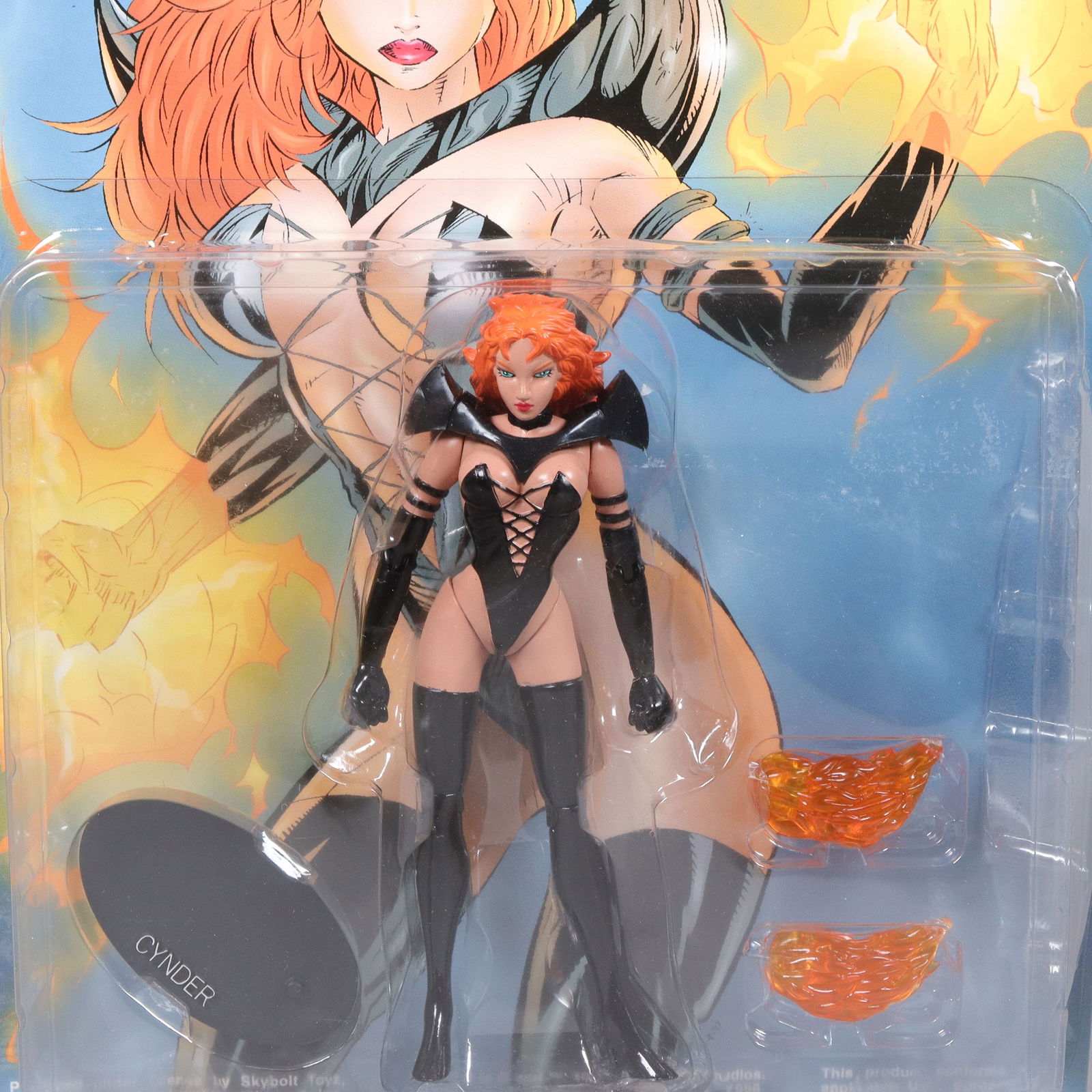 Lots action figures in box - 5