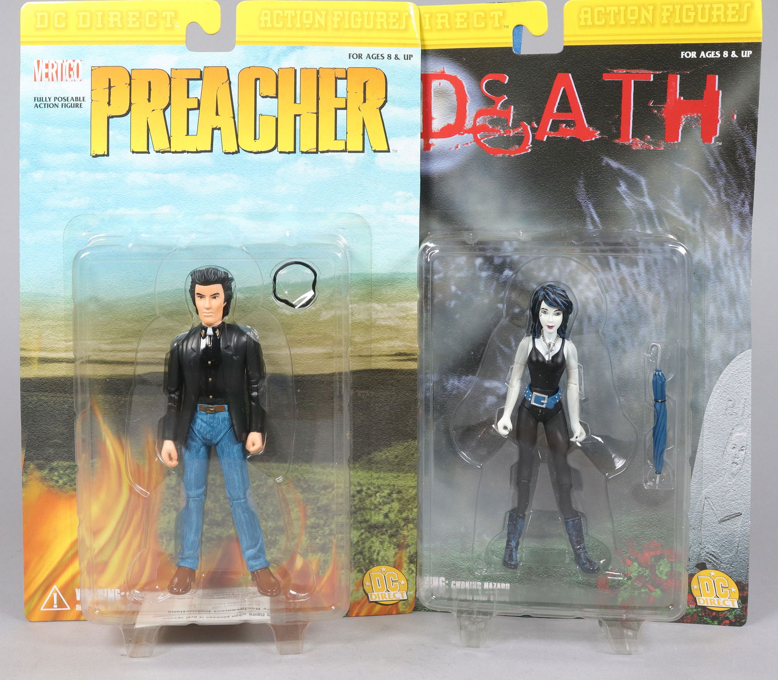 Lots action figures in box - 3