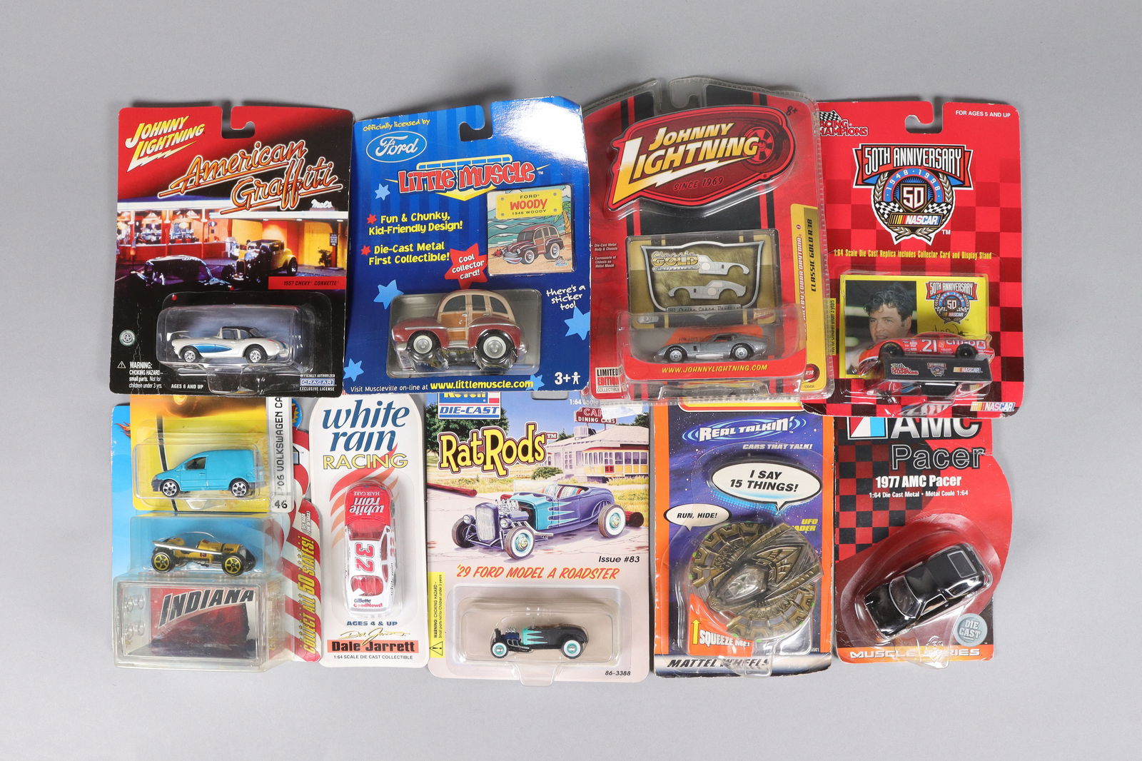Lots toy car figures in box: Lots toy car figures in box.