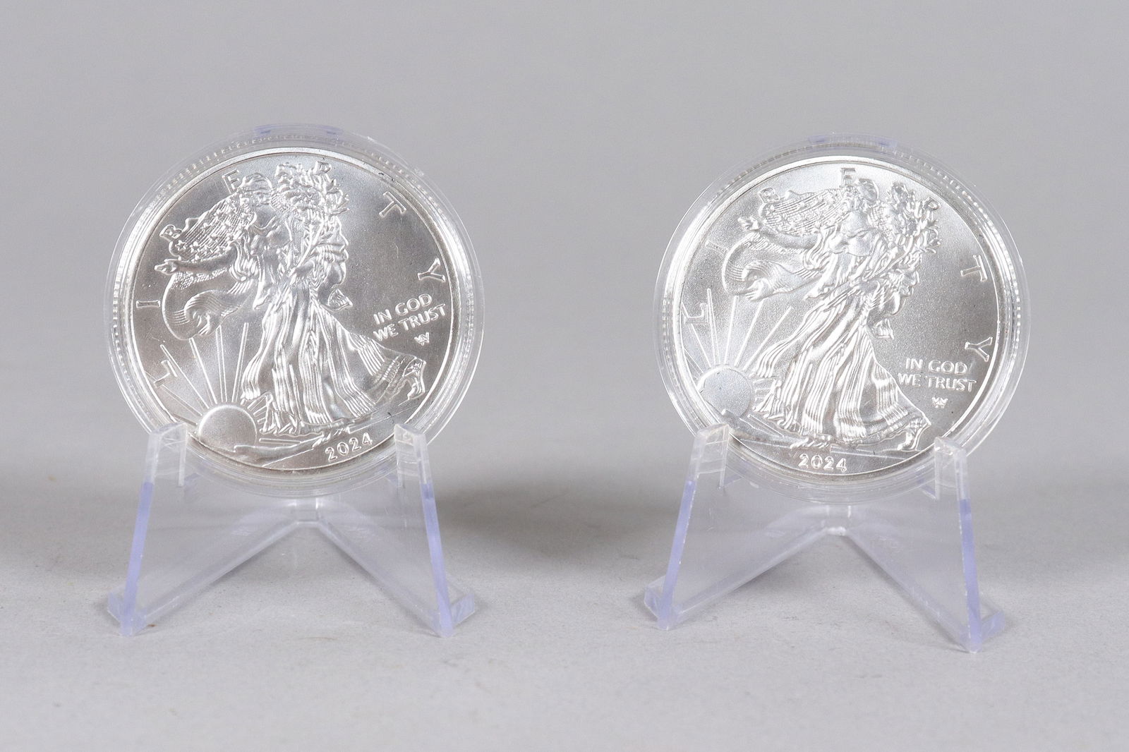 Lots Liberty coins ungraded: Lots Liberty coins ungraded. We do not guarantee any grading, material, age or carvings. All sales are final, no return. Possibly copy or reproduction. Please contact us before bidding if you have any