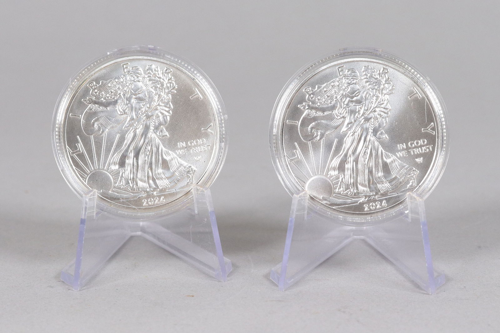 Lots Liberty coins ungraded: Lots Liberty coins ungraded. We do not guarantee any grading, material, age or carvings. All sales are final, no return. Possibly copy or reproduction. Please contact us before bidding if you have any