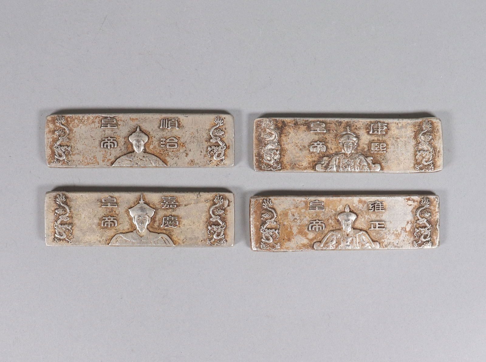 Lots Chinese carvings: Lots Chinese fine carvings.