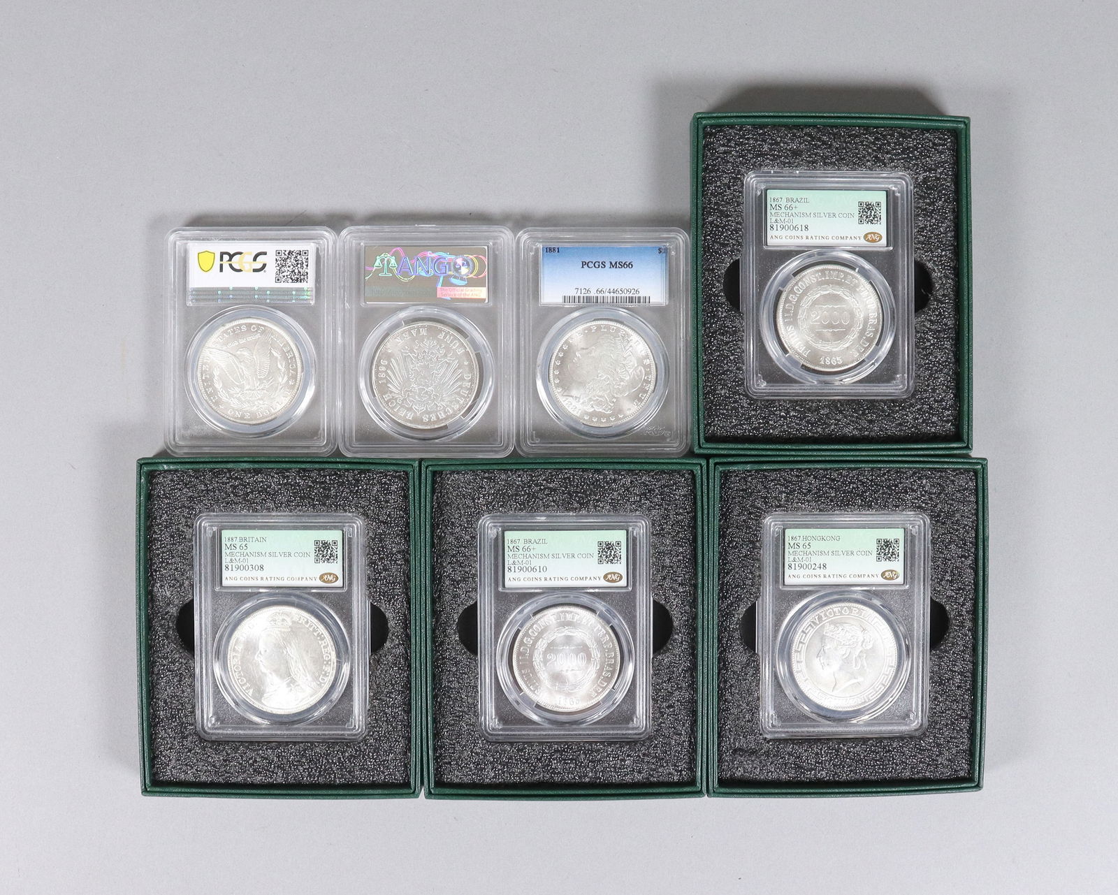 Lots coins ungraded: Lots coins ungraded. We do not guarantee any grading, material, carvings, descriptions or age. We do not do any grading. Possibly copy or reproduction. Please contact us if you have any question