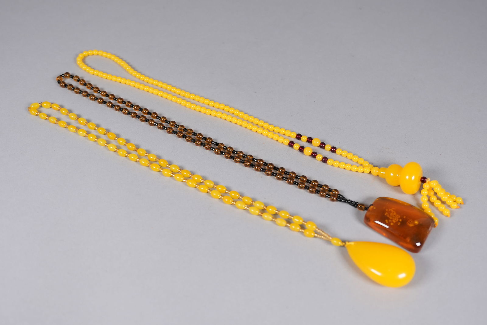 Lots Chinese beaded items - 4