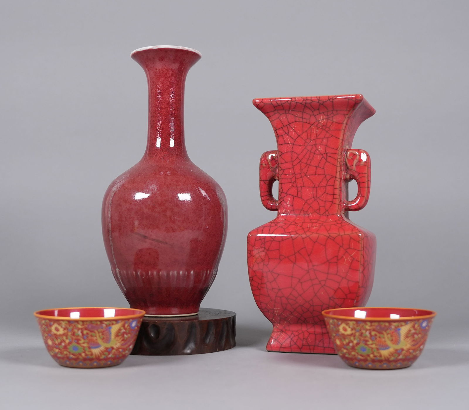 Lots Chinese porcelains: Lots Chinese fine porcelains, largest H: 9.5" x W: 4.4."