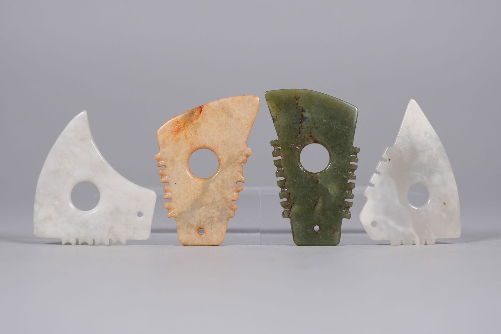 Lots Chinese fine carvings (1 of 6)