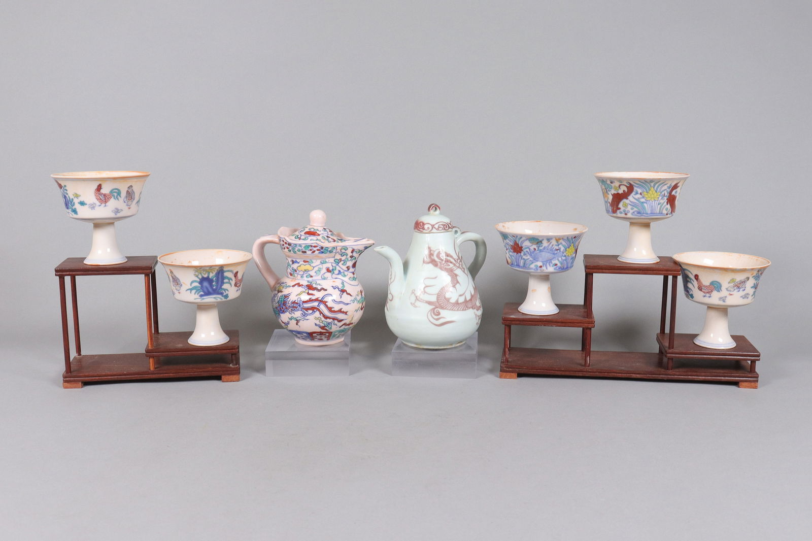 Lots Chinese fine porcelains (1 of 7)