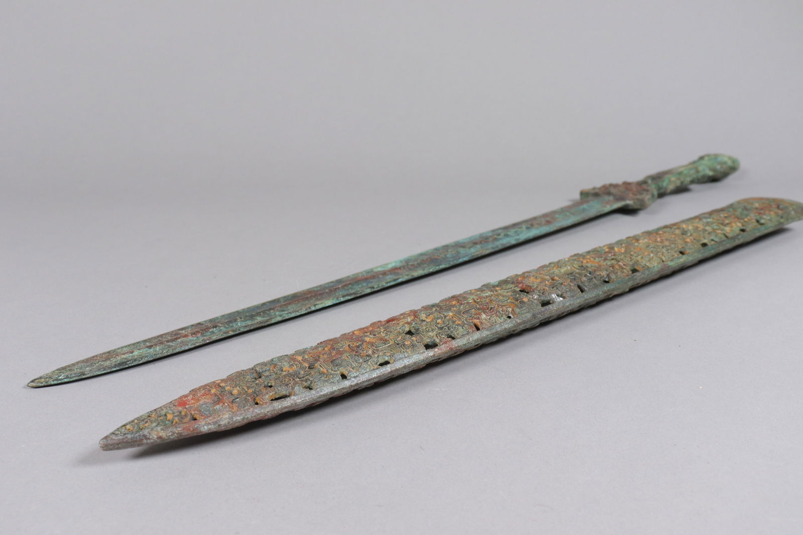 Chinese fine bronze sword - 6
