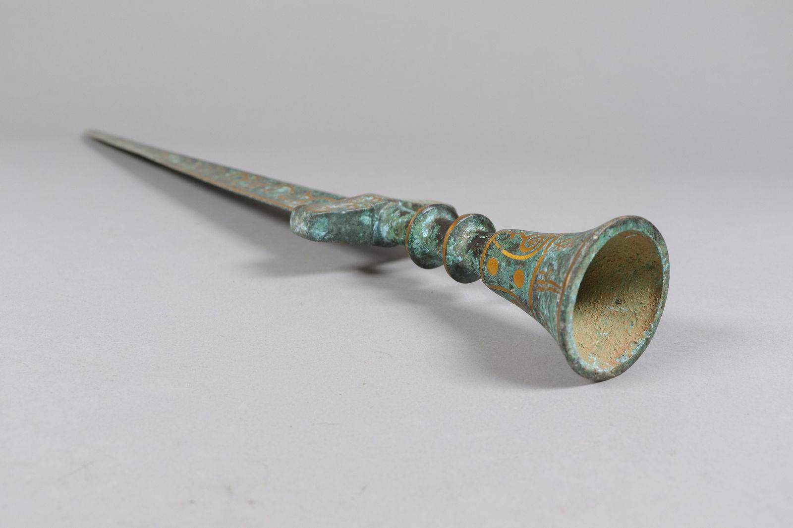 Chinese gilted bronze sword - 4