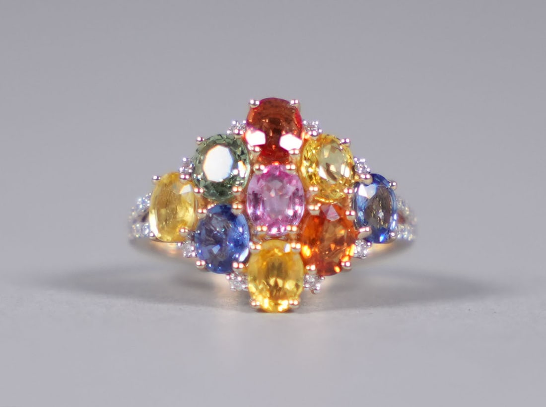 14 kt y/g sapphire ring - 2